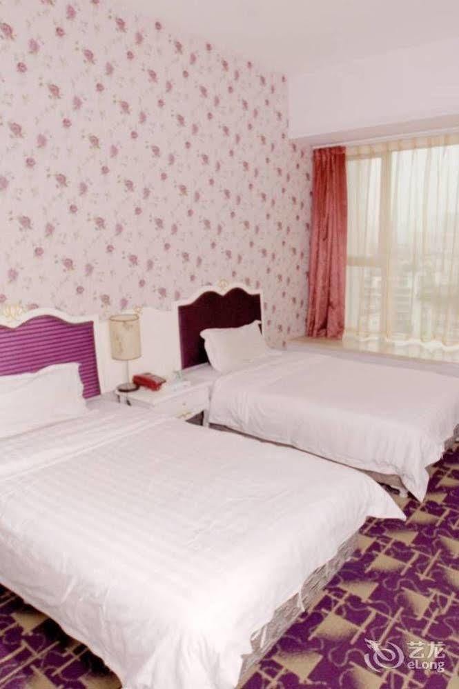 Chengdu Lilac Hotel Fei Cheng Branch Esterno foto